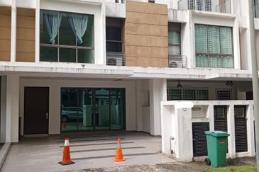 Lake Point Residence