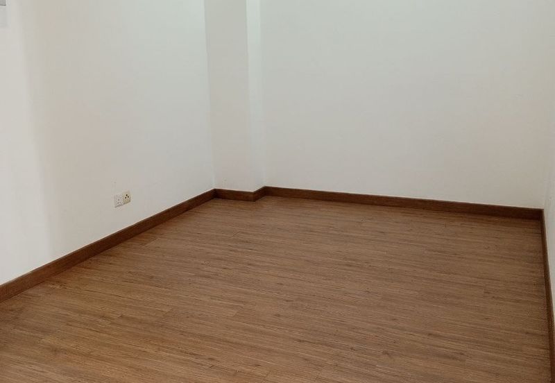 Lake Point Residence