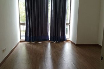 Lake Point Residence