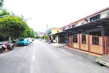 Bandar Tun Hussein Onn