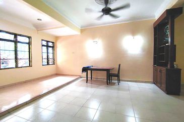 Bandar Tun Hussein Onn