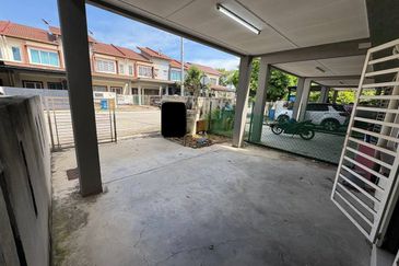 Seksyen 30, Shah Alam