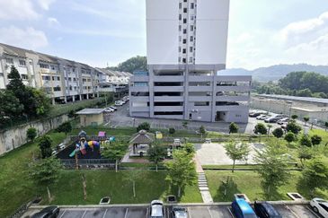 Pangsapuri Saujana Permai