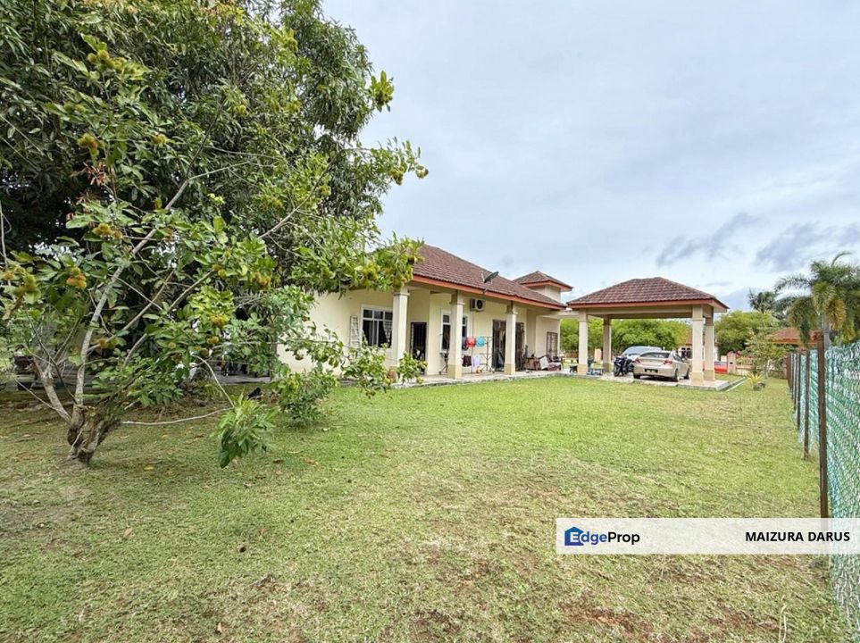 Huge Land Rumah Banglo Satu Tingkat Idaman Villa, Bandar Sri Sendayan, Negeri Sembilan, Seremban