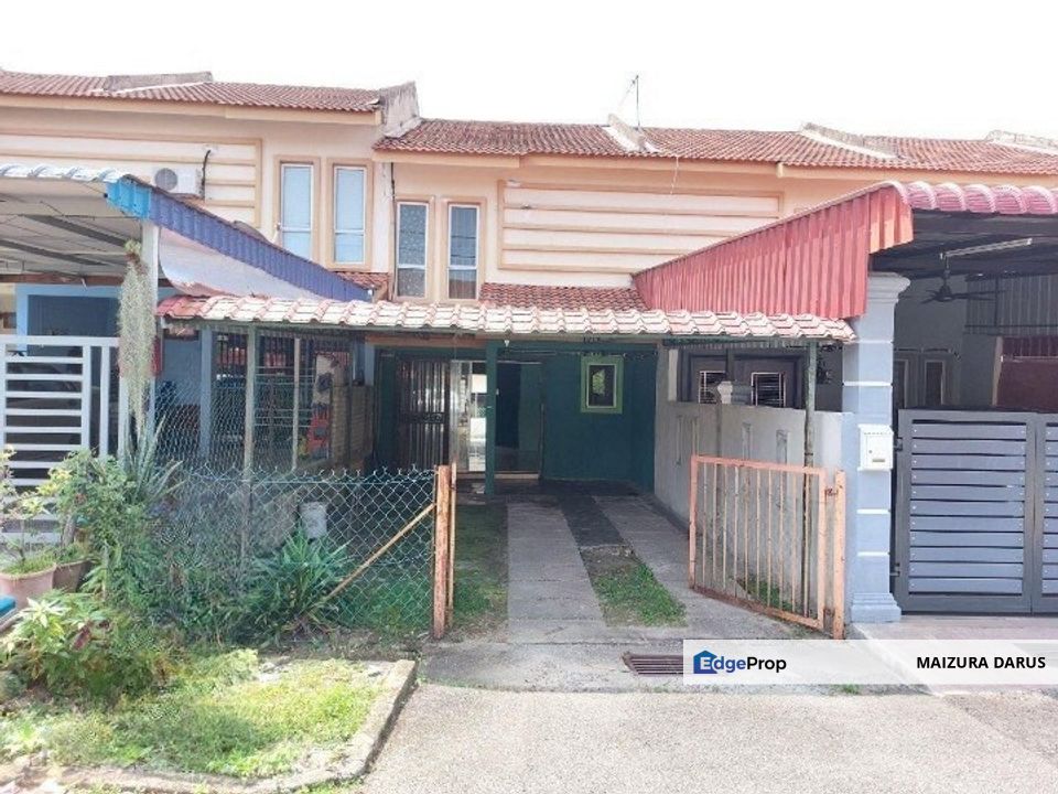 Below Mv Double Storey Terrace Taman Jasmin, Senawang, Negeri Sembilan, Seremban