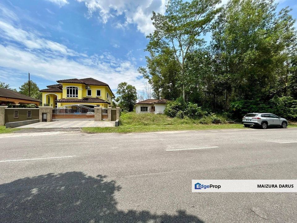 Tanah Lot Banglo Tepi Jalan di Bandar Tasik Kesuma, Beranang, Selangor, Semenyih