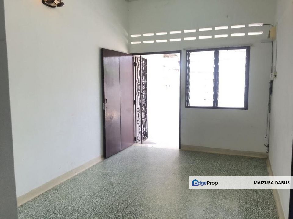 Freehold Single Storey Terrace Taman Desa Ros, Kajang, Selangor, Kajang