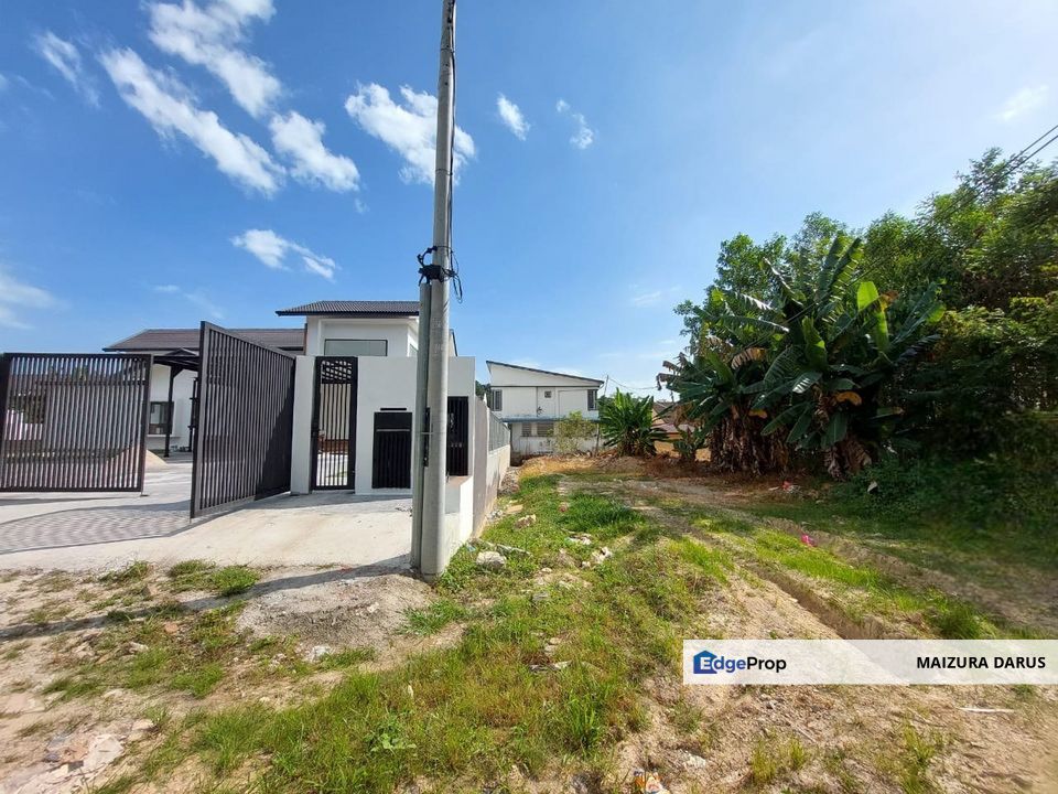 TERMURAH Tanah Lot Bungalow di Putra Hillview Desa Pinggiran Putra, Sungai Merab, Selangor, Bangi