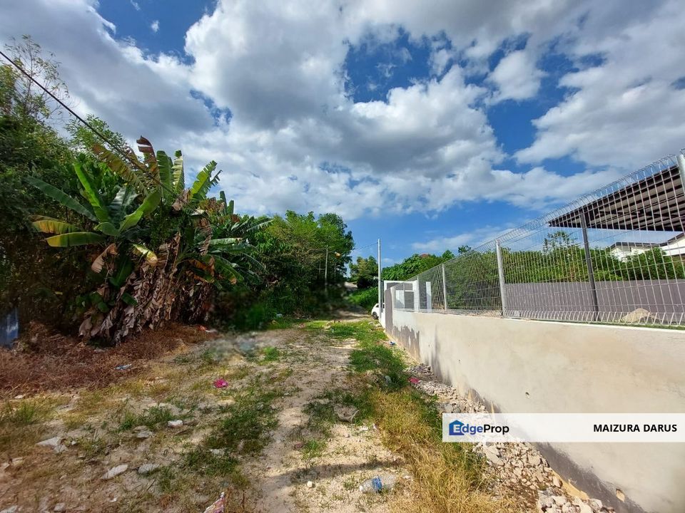TERMURAH Tanah Lot Bungalow di Putra Hillview Desa Pinggiran Putra, Sungai Merab, Selangor, Bangi