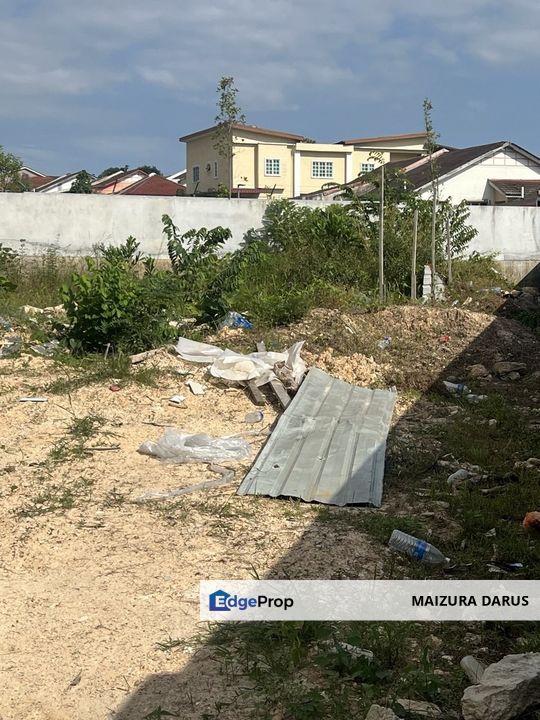 TERMURAH Tanah Lot Bungalow di Putra Hillview Desa Pinggiran Putra, Sungai Merab, Selangor, Bangi