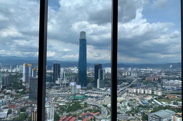 Menara EcoWorld (The Stride Strata Office @ BBCC)