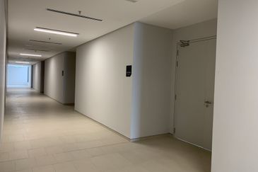 Menara EcoWorld (The Stride Strata Office @ BBCC)