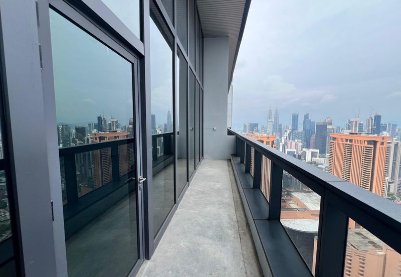 Menara EcoWorld (The Stride Strata Office @ BBCC)