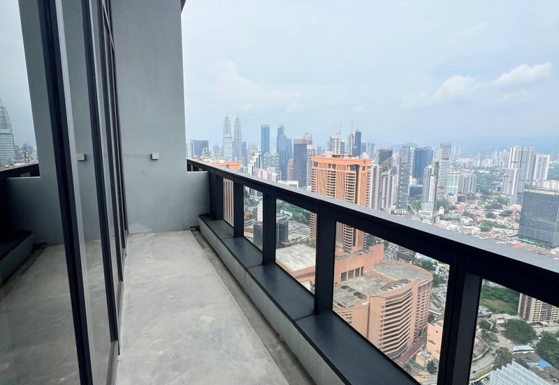 Menara EcoWorld (The Stride Strata Office @ BBCC)