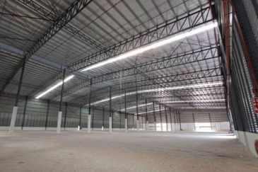 West Port, Pulau Indah