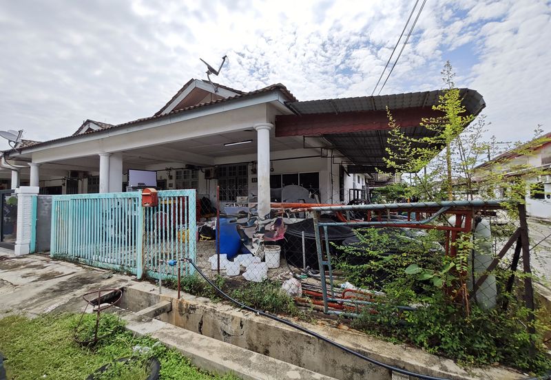 END LOT SINGLE STOREY TERES LORONG SERI SETALI KUANTAN