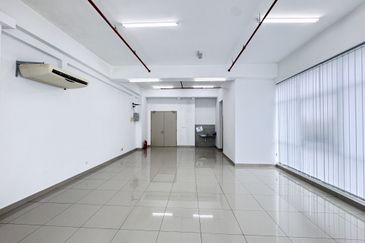 Centum @ Oasis Corporate Park