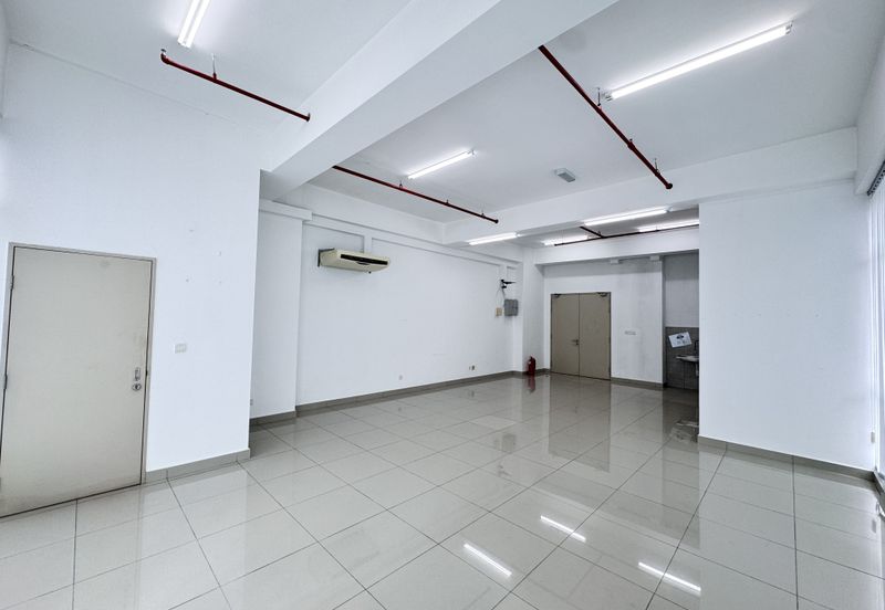 Centum @ Oasis Corporate Park