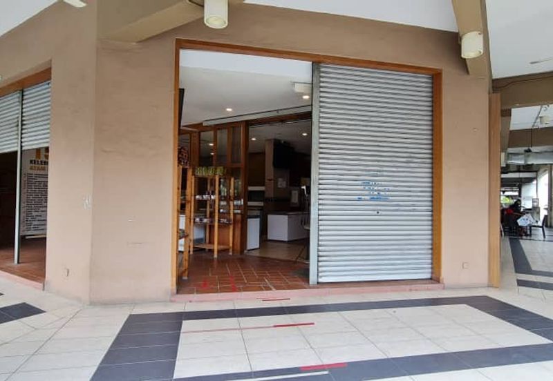 Pearl Avenue, Sungai Chua Kajang, 2 Storey Shoplot For Sale