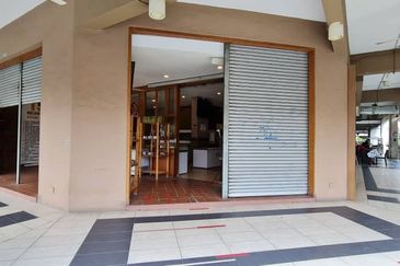 Pearl Avenue, Sungai Chua Kajang, 2 Storey Shoplot For Sale