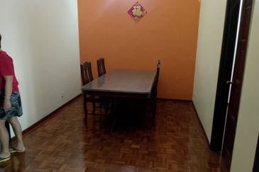 For RENT ~ Bukit Rimau/KOTA KEMUNING Semi furnished 2sty link Hse 