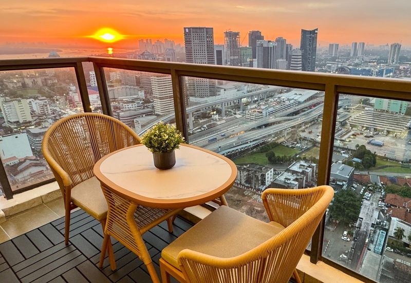 R&F Princess Cove Phase 1 for Sale - Dual Key Unit Luxuriously Renovated & Fully Furnished