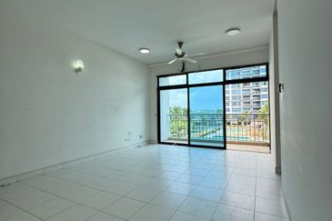 Seri Austin Luxury Apartment