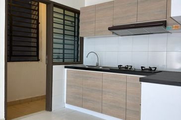 Seri Austin Luxury Apartment