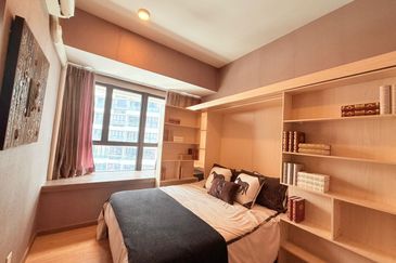 Baypoint @ Country Garden Danga Bay