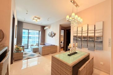 Baypoint @ Country Garden Danga Bay