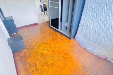 Kristal Heights Apartment