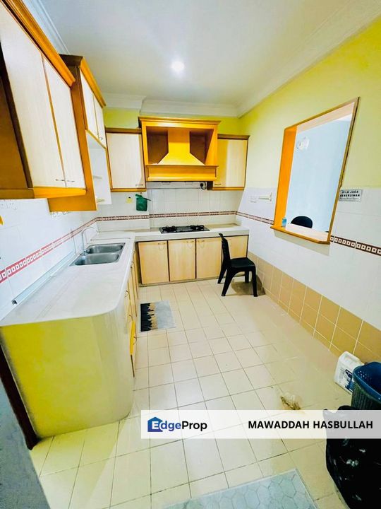 Kristal Heights Sri Gombak Batu Caves Condominium Below Market For Sale, Selangor, Batu Caves 