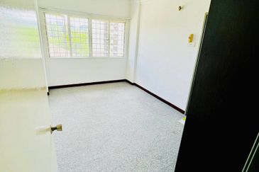 Kristal Heights Apartment