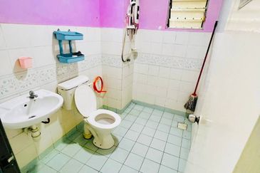 Kristal Heights Apartment