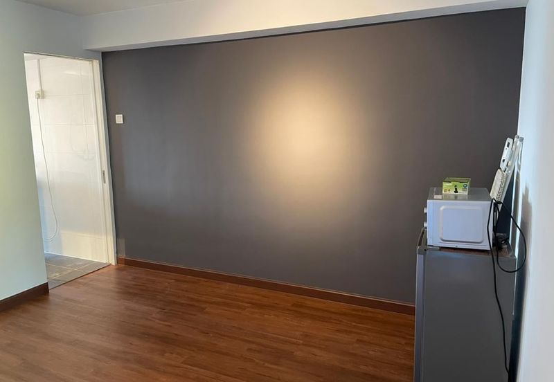 Halo Sunday @ Empire City