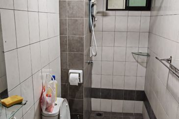 Indah Alam Condominium