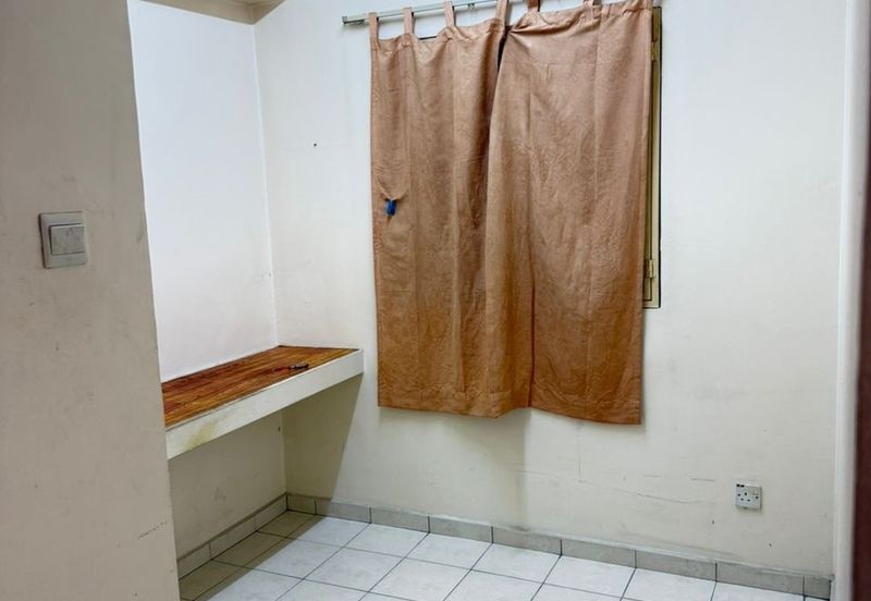 Avelon Tower @ Plaza Medan Putra