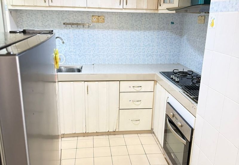 Avelon Tower @ Plaza Medan Putra