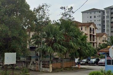 Desa Pelangi Condominium