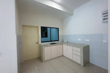 Brezza One Residency @ Brezza Hill