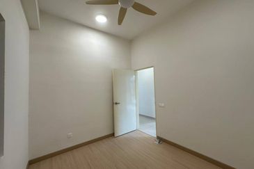 Brezza One Residency @ Brezza Hill