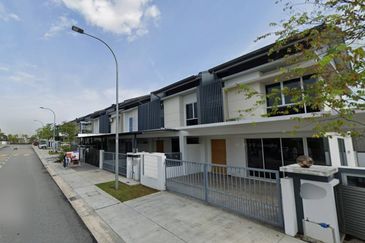 GARLAND II RESIDENCE RAWANG 2 STOREY TERACCE HOUSE FULLY FURNISHED FOR RENT