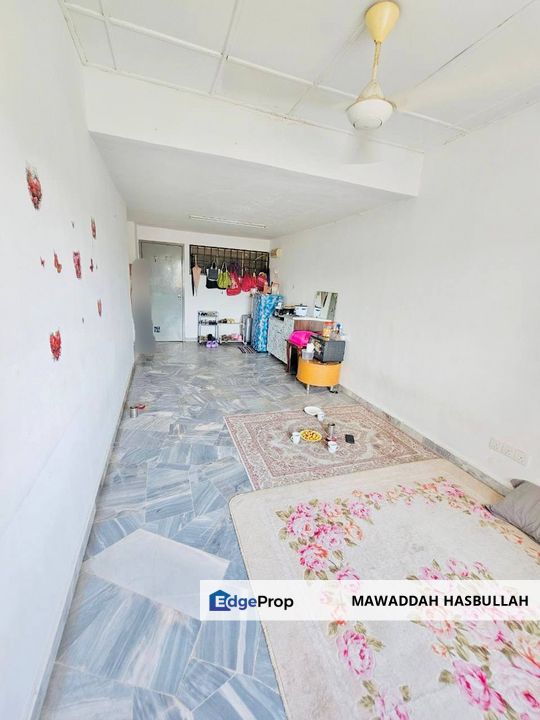 IRIS APARTMENT TAMAN SAUJANA UTAMA SUNGAI BULOH BELOW MARKET VALUE FOR SALE, Selangor, Sungai Buloh