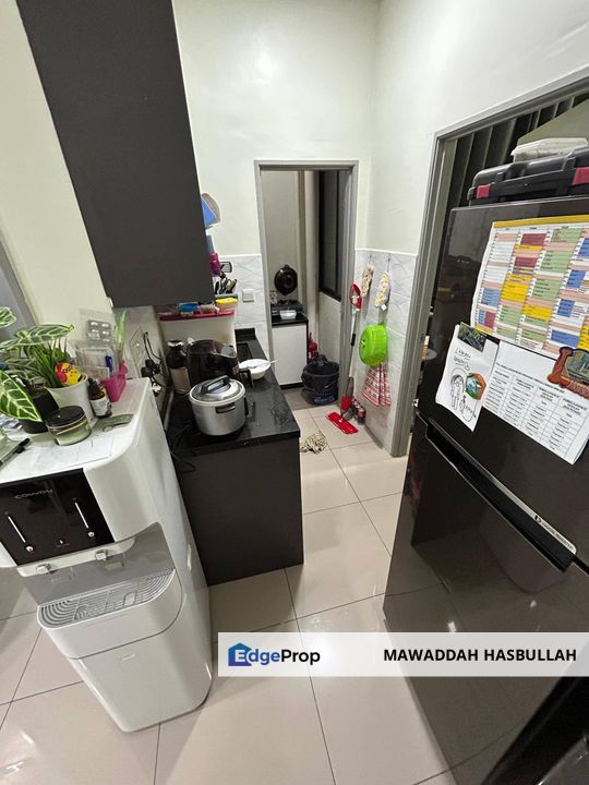 AYUMAN SUITE SERVICED RESIDENCE GOMBAK CONDOMINIUM PARTIALLY FURNISHED FOR RENT, Selangor, Gombak