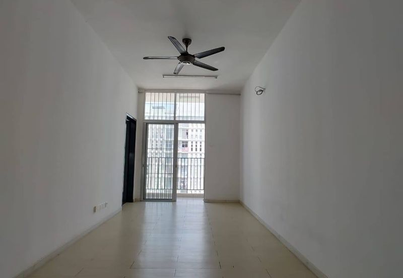 PR1MA Lakefront Homes