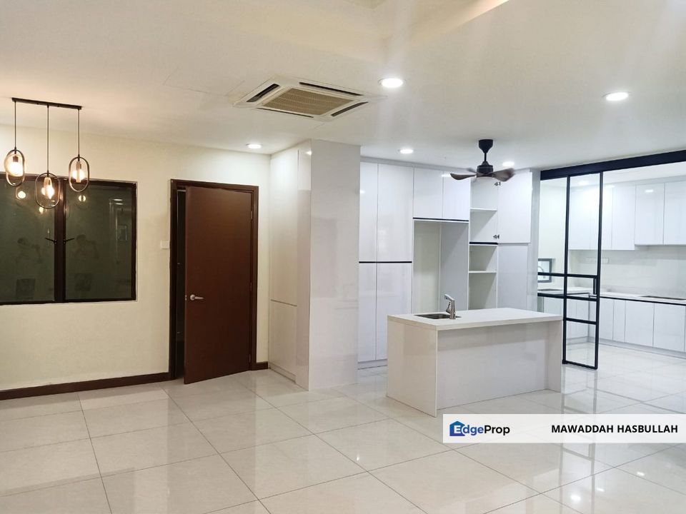 Taman Taming Mutiara Kajang Semi Detached House Partially Furnished For Rent, Selangor, Kajang