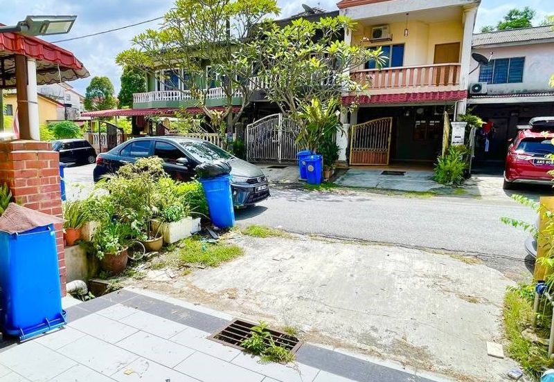 Kampung Melayu Subang