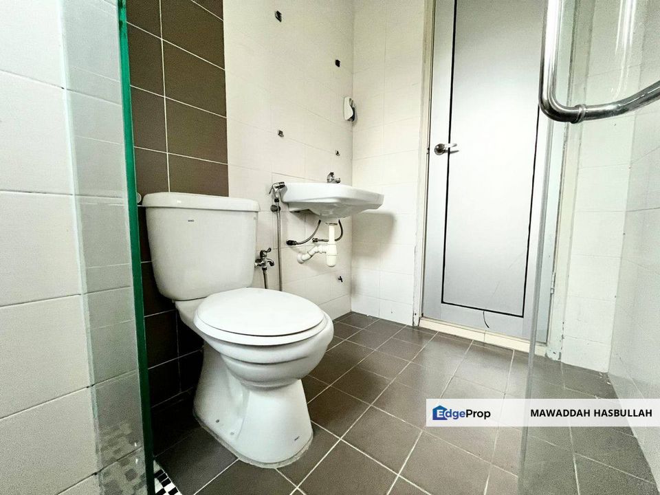 Villa Park Condominium Seri Kembangan Partially Furnished For Sale, Selangor, Seri Kembangan