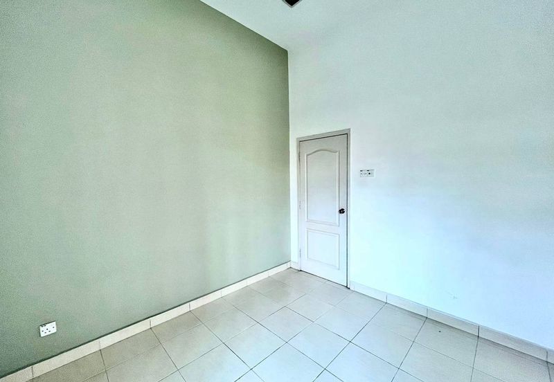 Villa Park Condominium