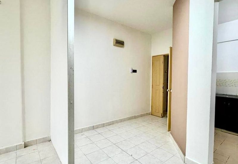 Vista Hatamas Apartment